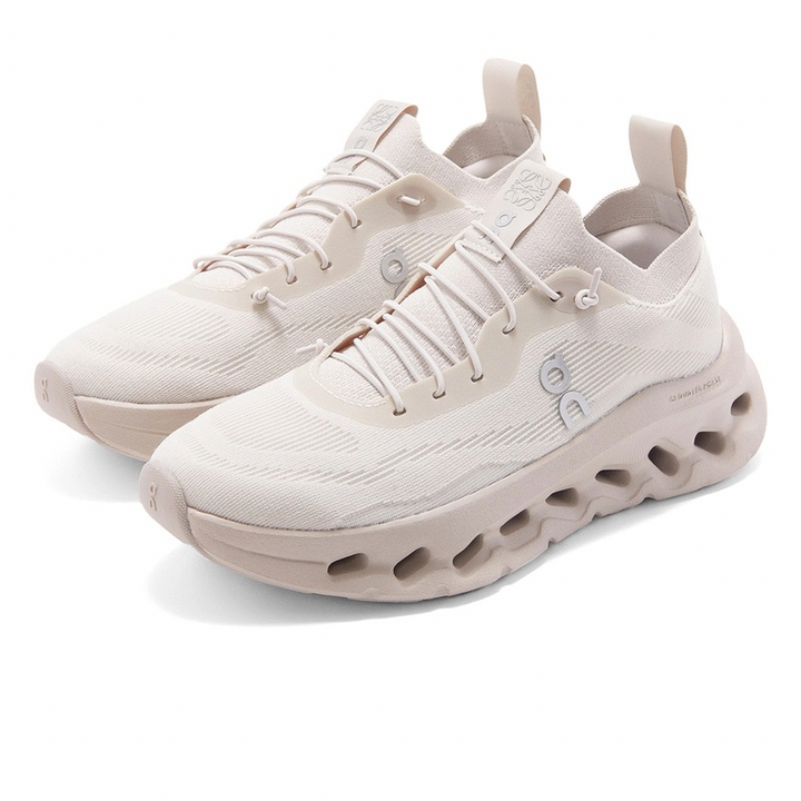 LOEWE x On Cloudtilt Sand